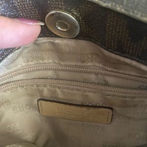 Michael Kors cross body purse